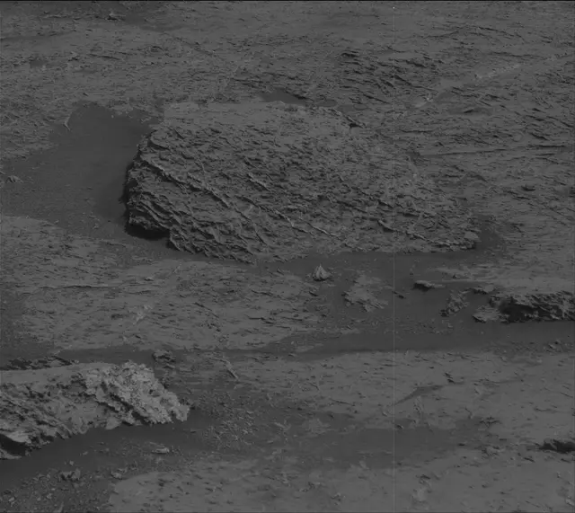 Sol 3157: Mast Camera (Mastcam)