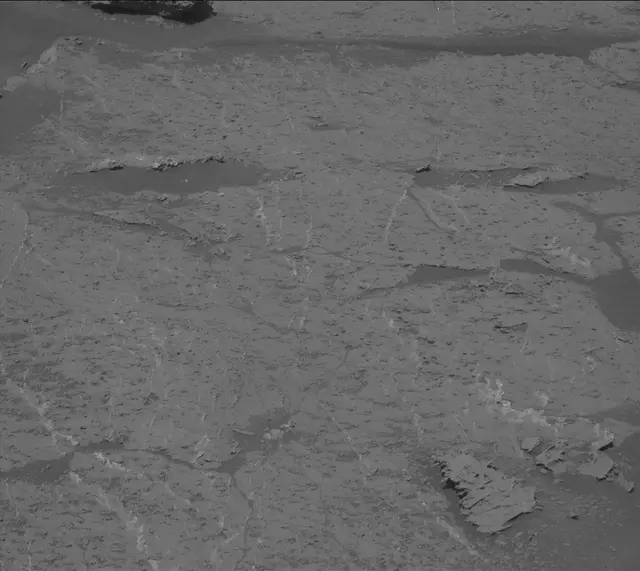 Sol 3157: Mast Camera (Mastcam)