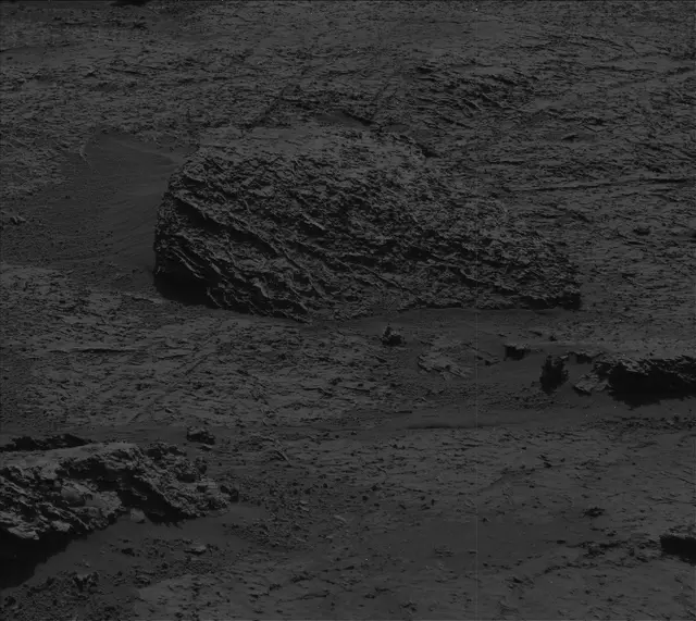 Sol 3157: Mast Camera (Mastcam)