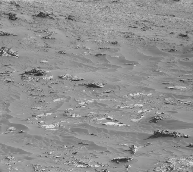 Sol 3158: Mast Camera (Mastcam)