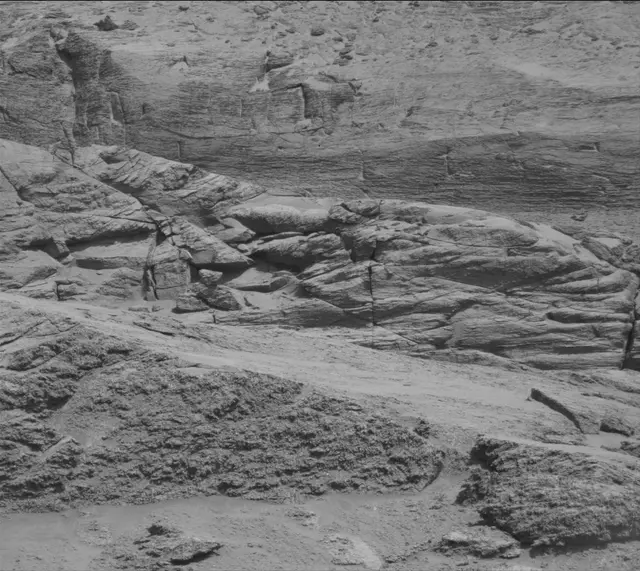 Sol 3158: Mast Camera (Mastcam)