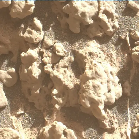 Sol 3160: Mars Hand Lens Imager (MAHLI)