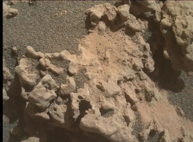Sol 3160: Mars Hand Lens Imager (MAHLI)