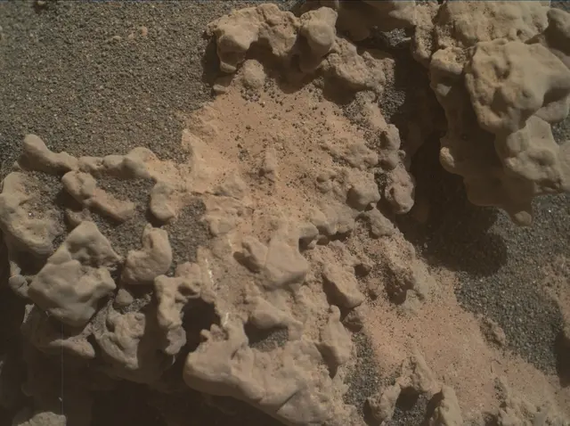 Sol 3160: Mars Hand Lens Imager (MAHLI)