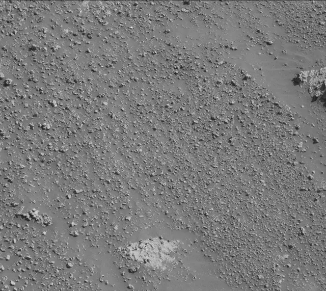 Sol 3161: Mast Camera (Mastcam)