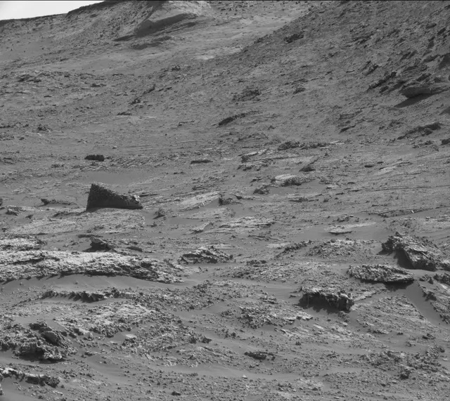 Sol 3161: Mast Camera (Mastcam)
