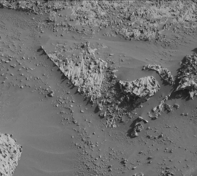 Sol 3163: Mast Camera (Mastcam)