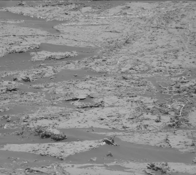 Sol 3163: Mast Camera (Mastcam)