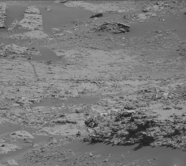 Sol 3163: Mast Camera (Mastcam)