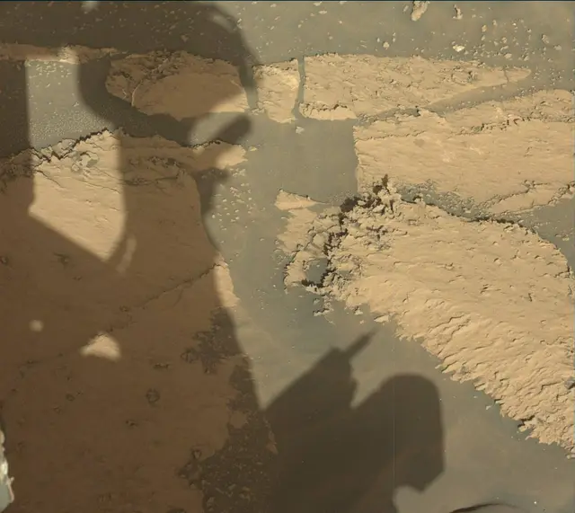 Sol 3165: Mast Camera (Mastcam)