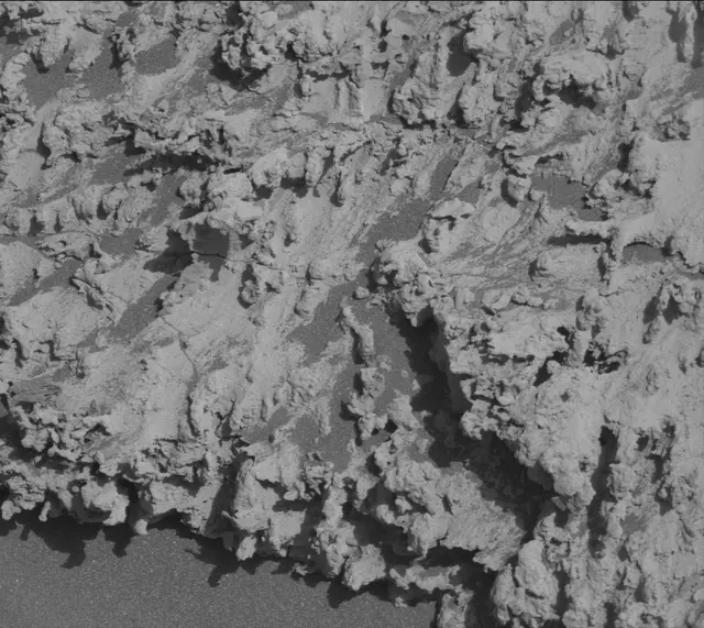 Sol 3165: Mast Camera (Mastcam)