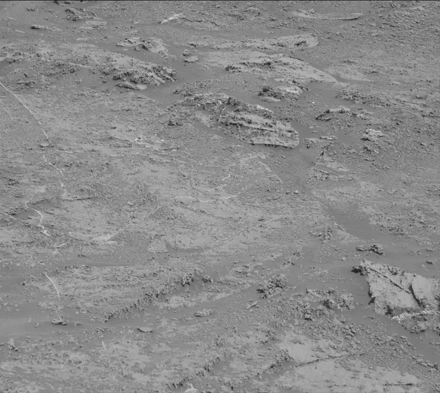 Sol 3167: Mast Camera (Mastcam)
