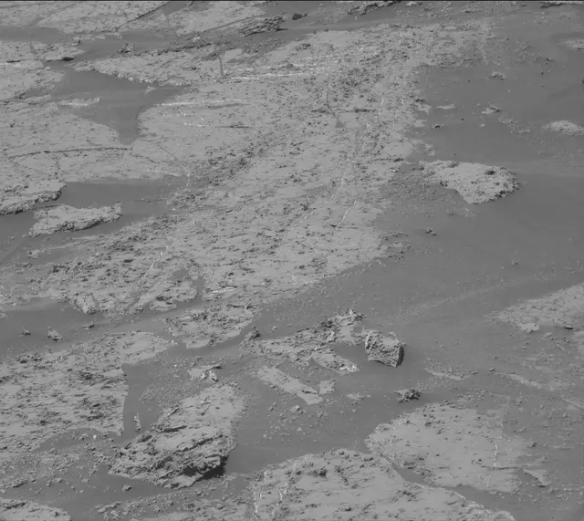 Sol 3167: Mast Camera (Mastcam)