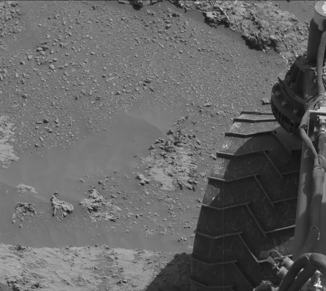 Sol 3167: Mast Camera (Mastcam)