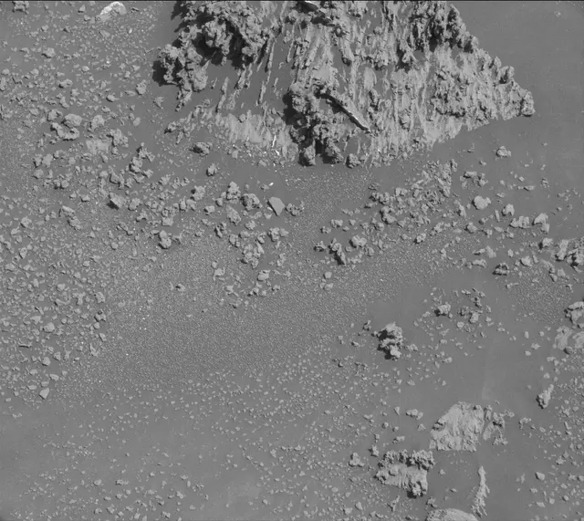 Sol 3167: Mast Camera (Mastcam)