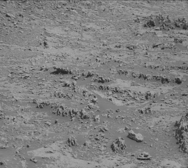 Sol 3170: Mast Camera (Mastcam)