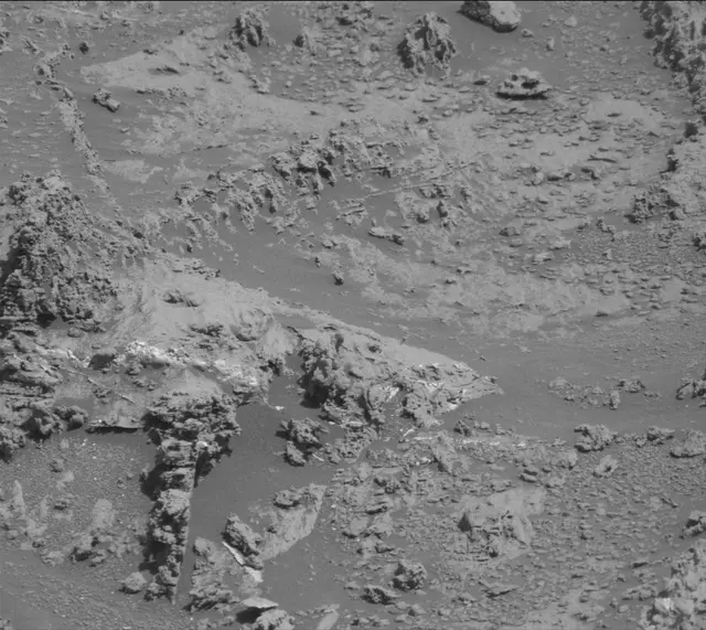 Sol 3170: Mast Camera (Mastcam)
