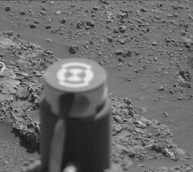 Sol 3174: Mast Camera (Mastcam)