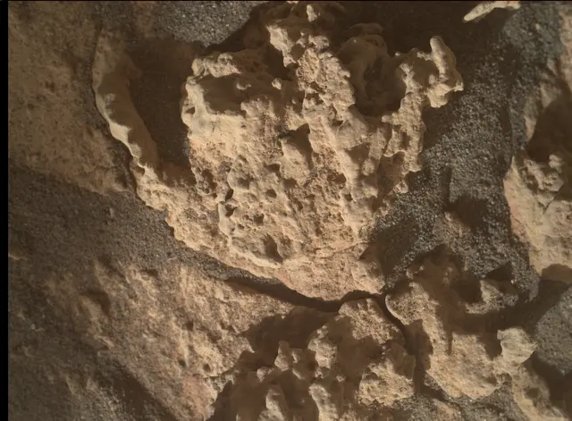 Sol 3178: Mars Hand Lens Imager (MAHLI)