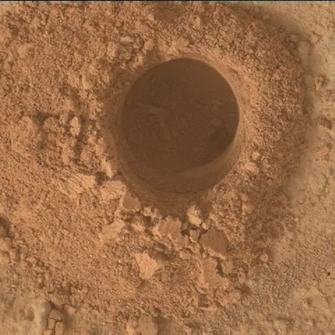Sol 3178: Mars Hand Lens Imager (MAHLI)