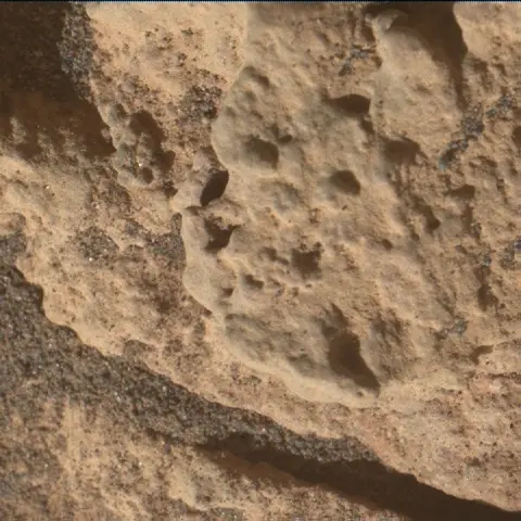 Sol 3180: Mars Hand Lens Imager (MAHLI)