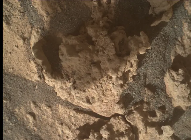 Sol 3180: Mars Hand Lens Imager (MAHLI)
