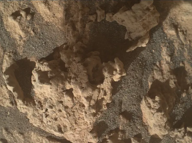 Sol 3180: Mars Hand Lens Imager (MAHLI)