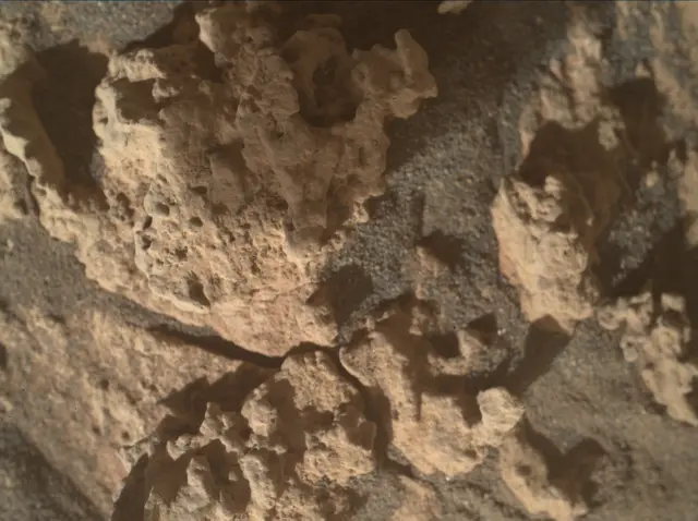 Sol 3180: Mars Hand Lens Imager (MAHLI)