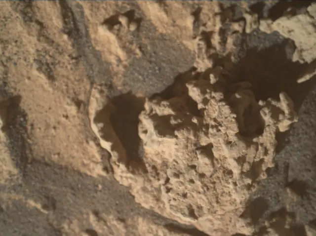 Sol 3180: Mars Hand Lens Imager (MAHLI)