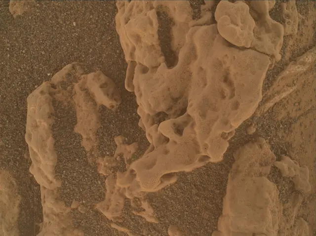 Sol 3185: Mars Hand Lens Imager (MAHLI)