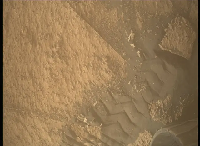 Sol 3185: Mars Descent Imager (MARDI)