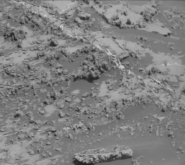 Sol 3187: Mast Camera (Mastcam)