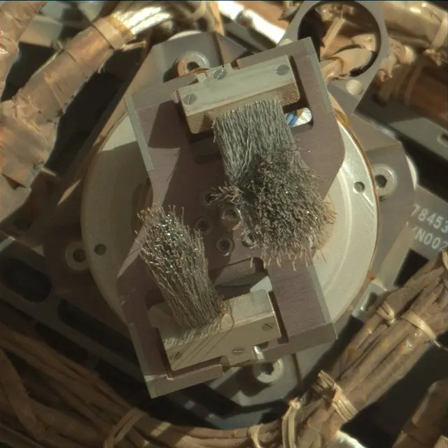 Sol 3187: Mast Camera (Mastcam)