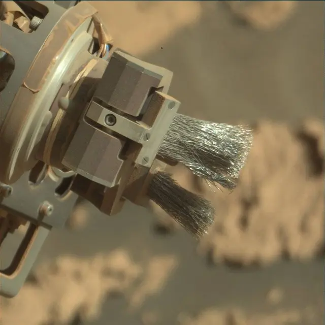 Sol 3187: Mast Camera (Mastcam)