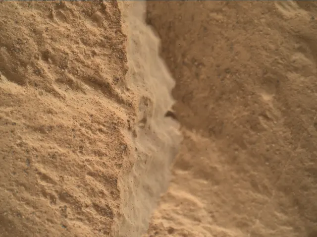 Sol 3187: Mars Hand Lens Imager (MAHLI)