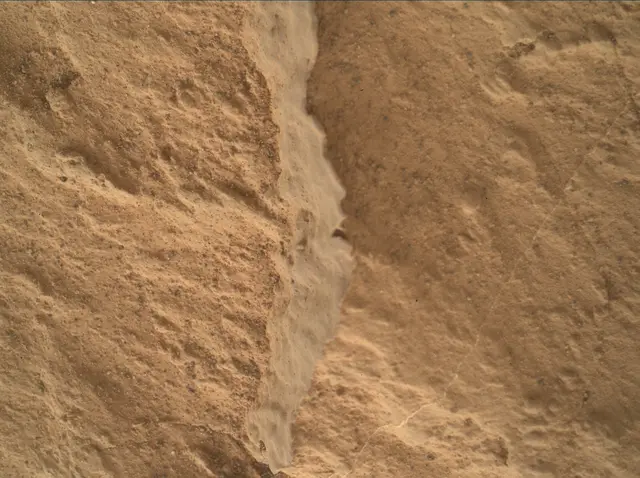 Sol 3187: Mars Hand Lens Imager (MAHLI)