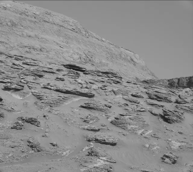Sol 3189: Mast Camera (Mastcam)