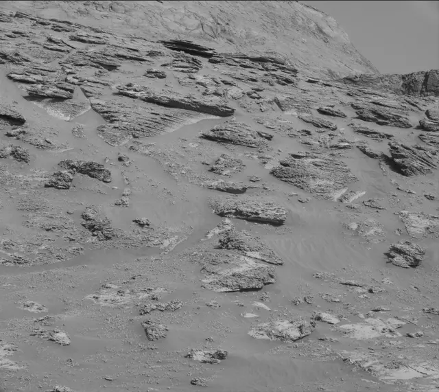Sol 3189: Mast Camera (Mastcam)