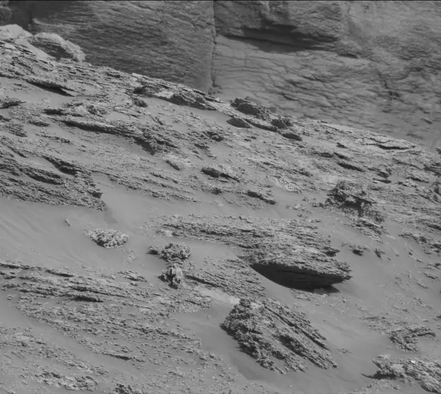 Sol 3189: Mast Camera (Mastcam)