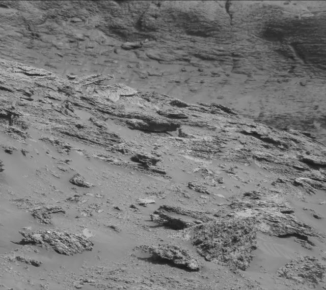 Sol 3189: Mast Camera (Mastcam)