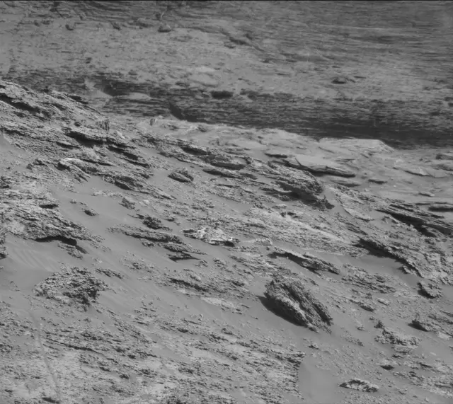 Sol 3189: Mast Camera (Mastcam)
