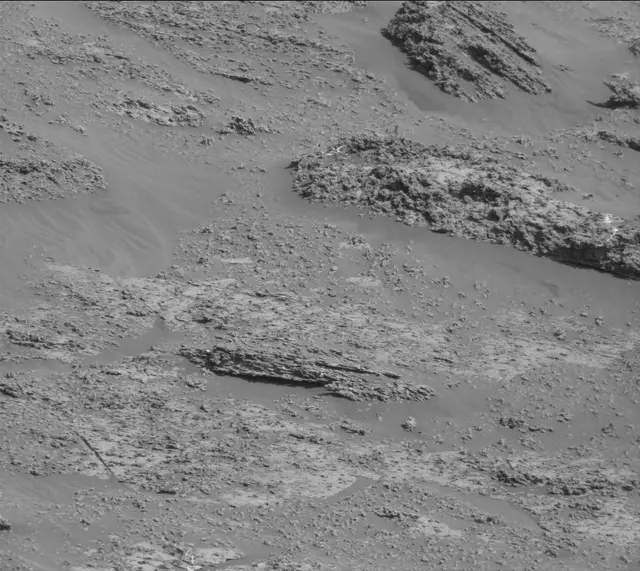 Sol 3189: Mast Camera (Mastcam)