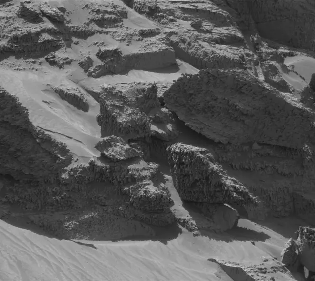Sol 3190: Mast Camera (Mastcam)