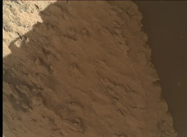 Sol 3192: Mars Hand Lens Imager (MAHLI)
