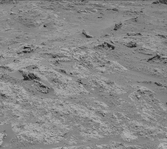Sol 3194: Mast Camera (Mastcam)