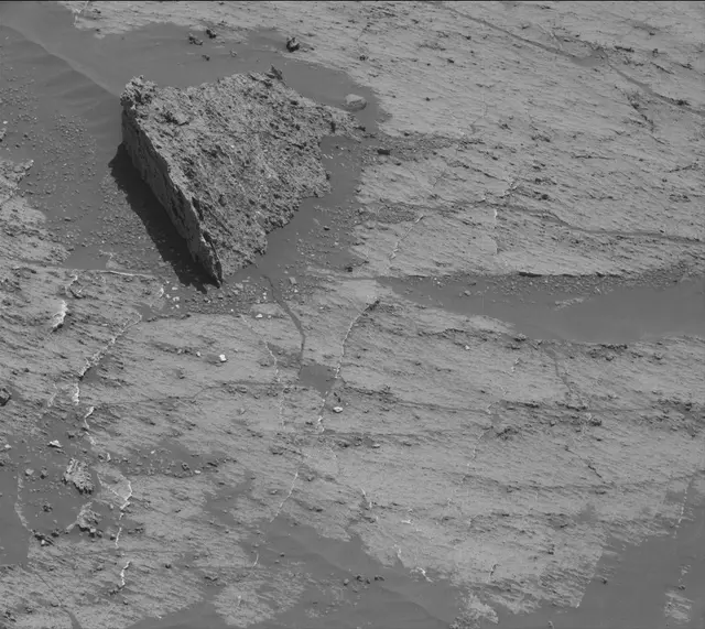 Sol 3194: Mast Camera (Mastcam)
