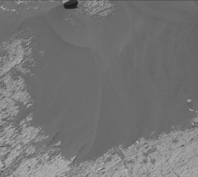 Sol 3194: Mast Camera (Mastcam)
