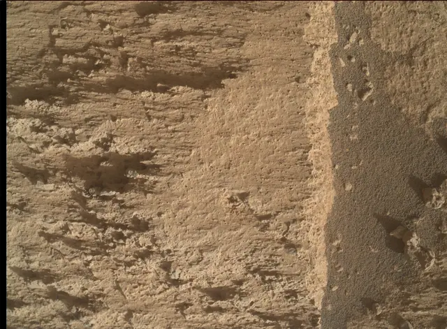Sol 3194: Mars Hand Lens Imager (MAHLI)