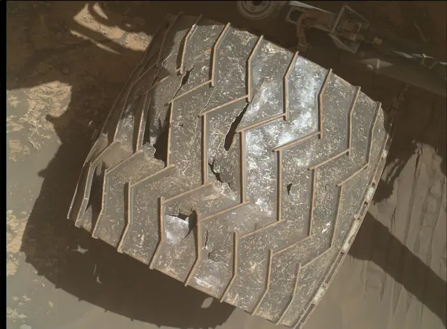 Sol 3195: Mars Hand Lens Imager (MAHLI)