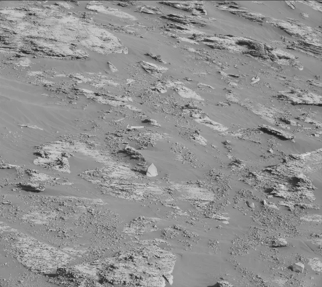 Sol 3197: Mast Camera (Mastcam)